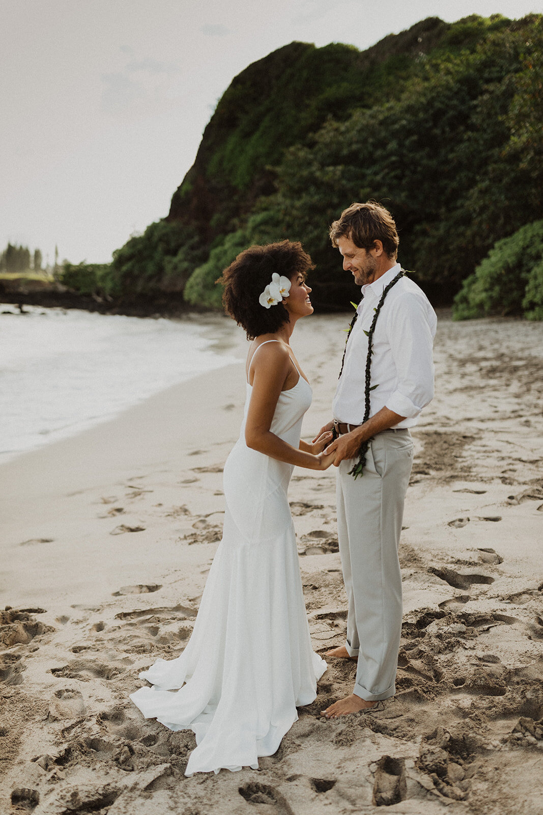 hana-unity-co-maui-elopement_-8100