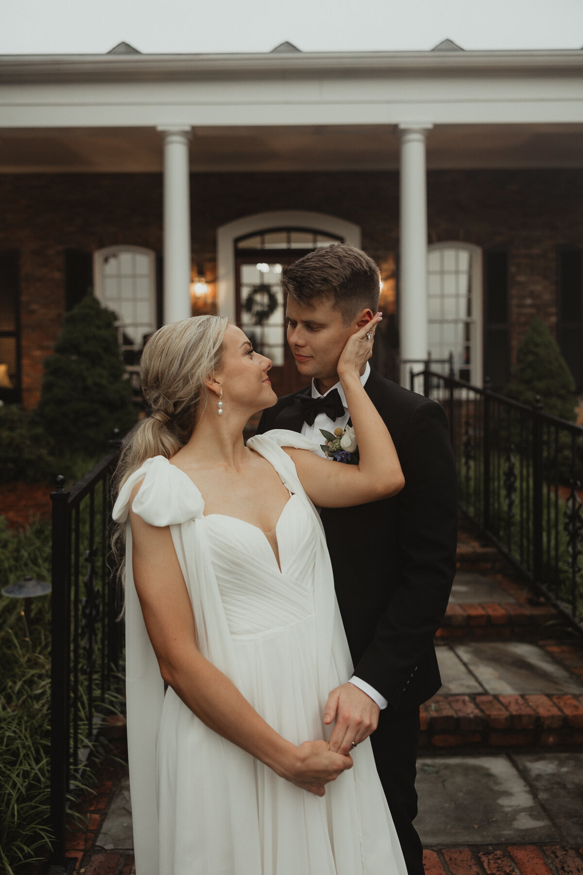 kansascitytravelingweddingphotographer-158