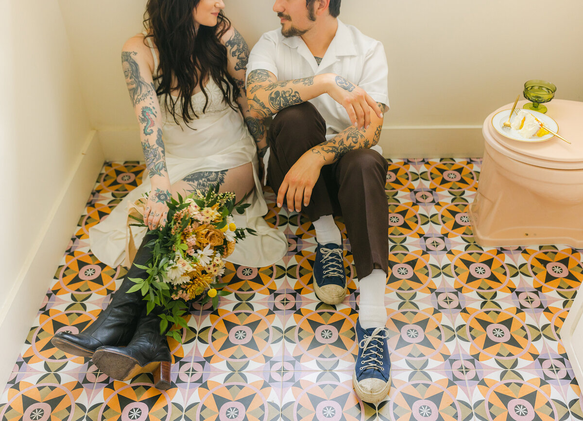 Greenville-South-Carolina-wedding-photography-vintage-retro-couple-floor-session-Dani-Lacey.jpg