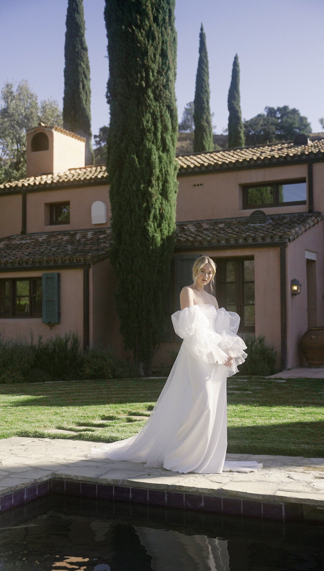 Bride-House-Wedding-Session