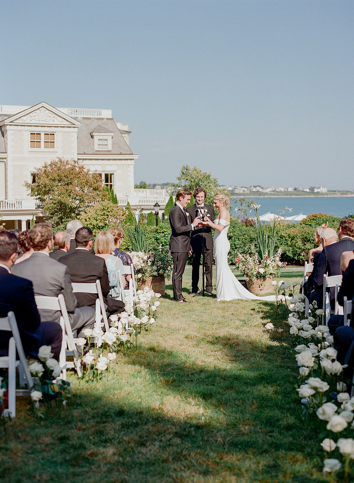 Wedding_Chanler Cliff Walk_Newport Mansions_RI__275731514_0004©HilaryBlock