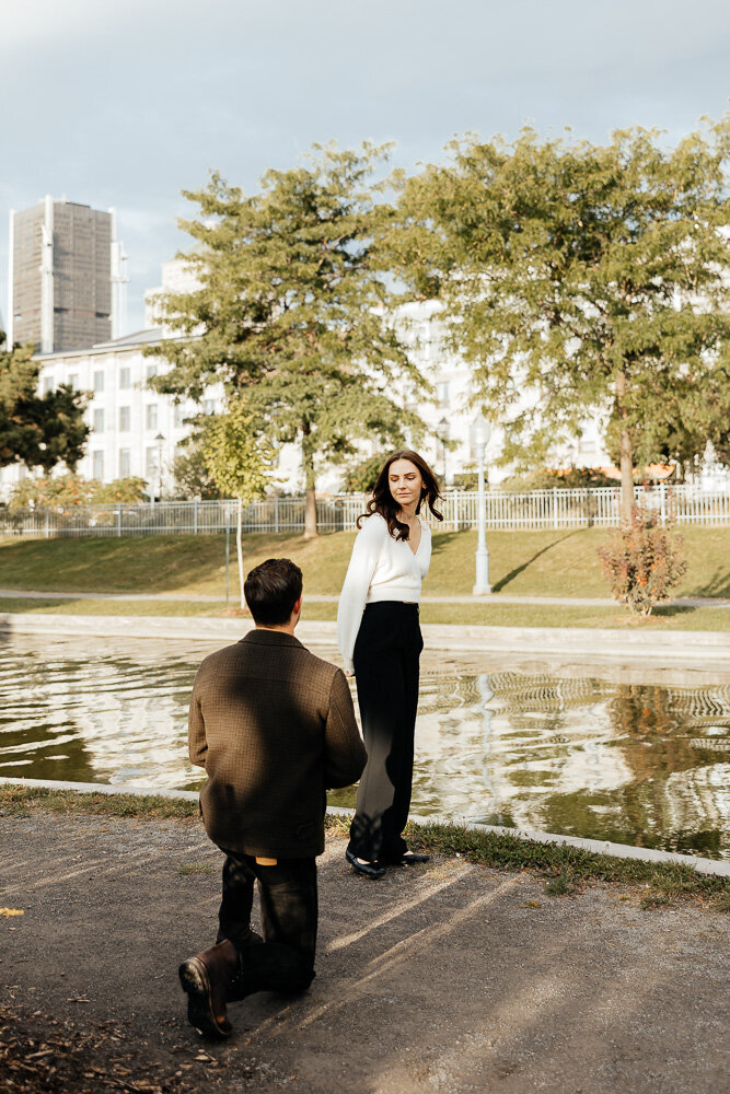 Surprise-Proposal-Photoshoot-Montreal - Emma Persi Photography-18