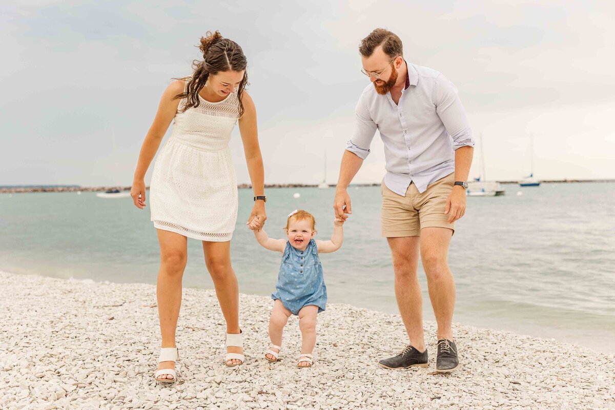 Beach_Family_Walking