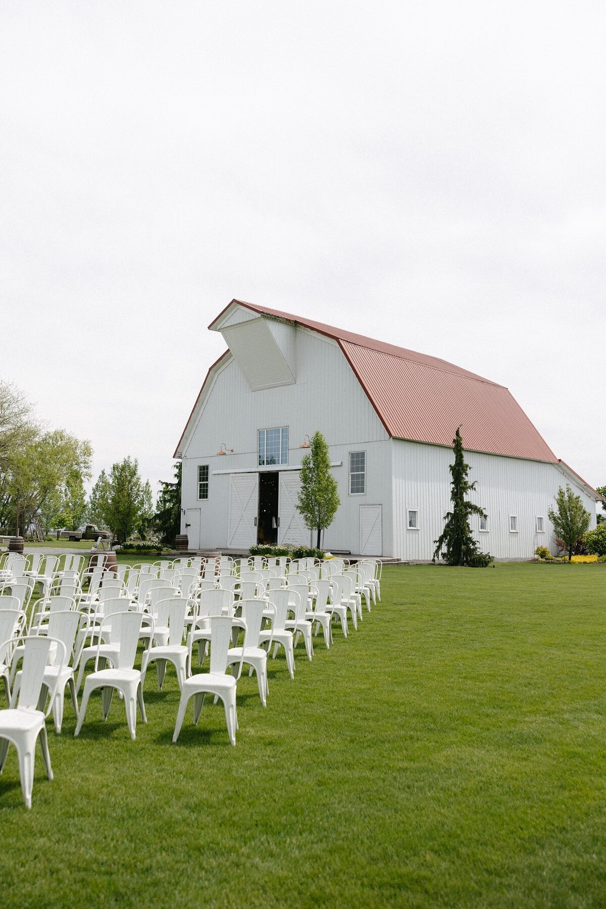 Oregon Barn Wedding Venue | White Barn Estate Oregon Barn Wedding Venue | White Barn Estate