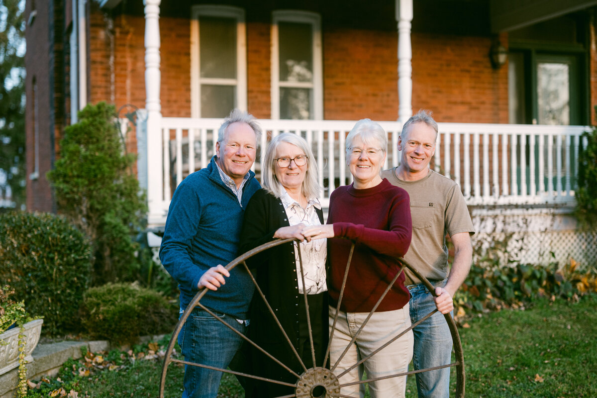 family_photography_at_the_farm2