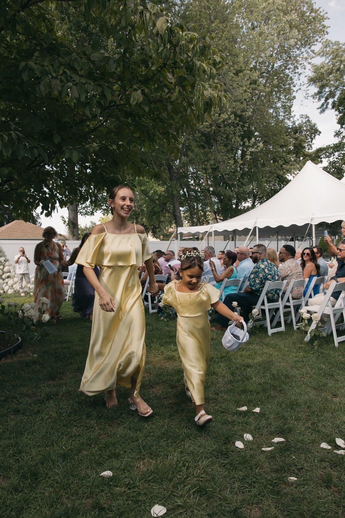 backyard-wedding-in-massachusetts-5