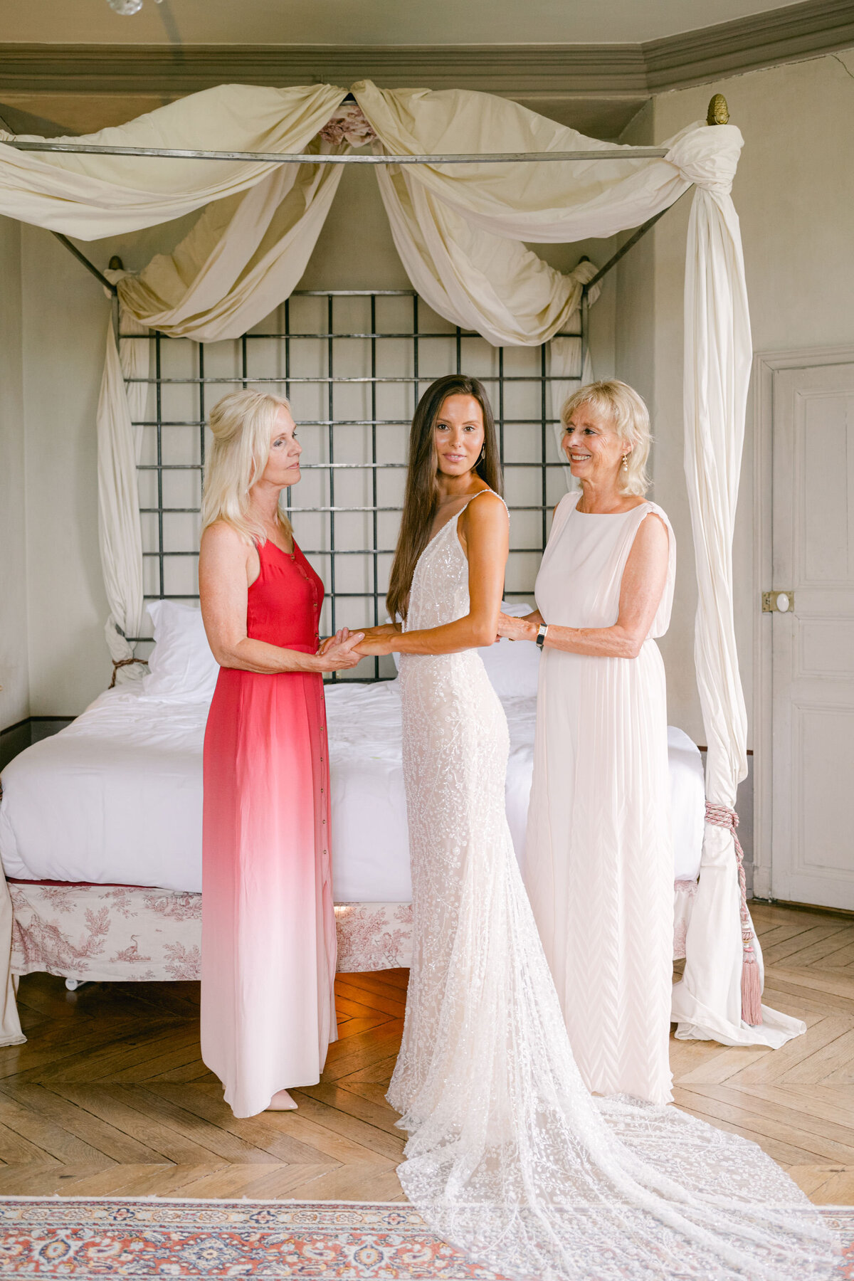 098-22juillet2022-Rosa&Laurens-WeddingatChateaudeVallery-CélineChanPhotographie