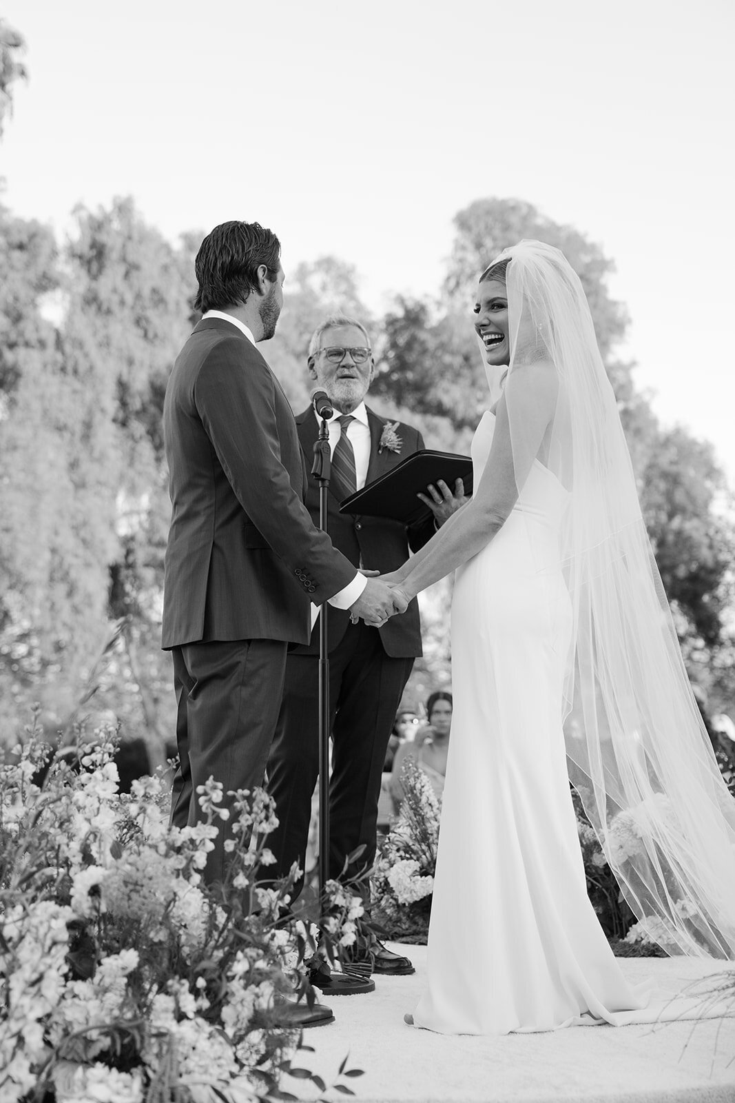 editorial-film-wedding-photographer-based-in-los-angeles-and-new-york-city-wedding-venue-Roblar-Farms-santa-ynez-by-rachel-artime-wedding-photography-1860