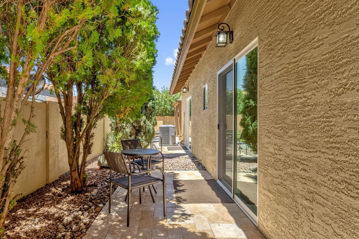 45-web-or-mls-17814-n-56th-st