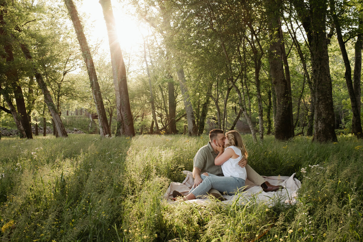 Chloe+LoganEngagementSession-59
