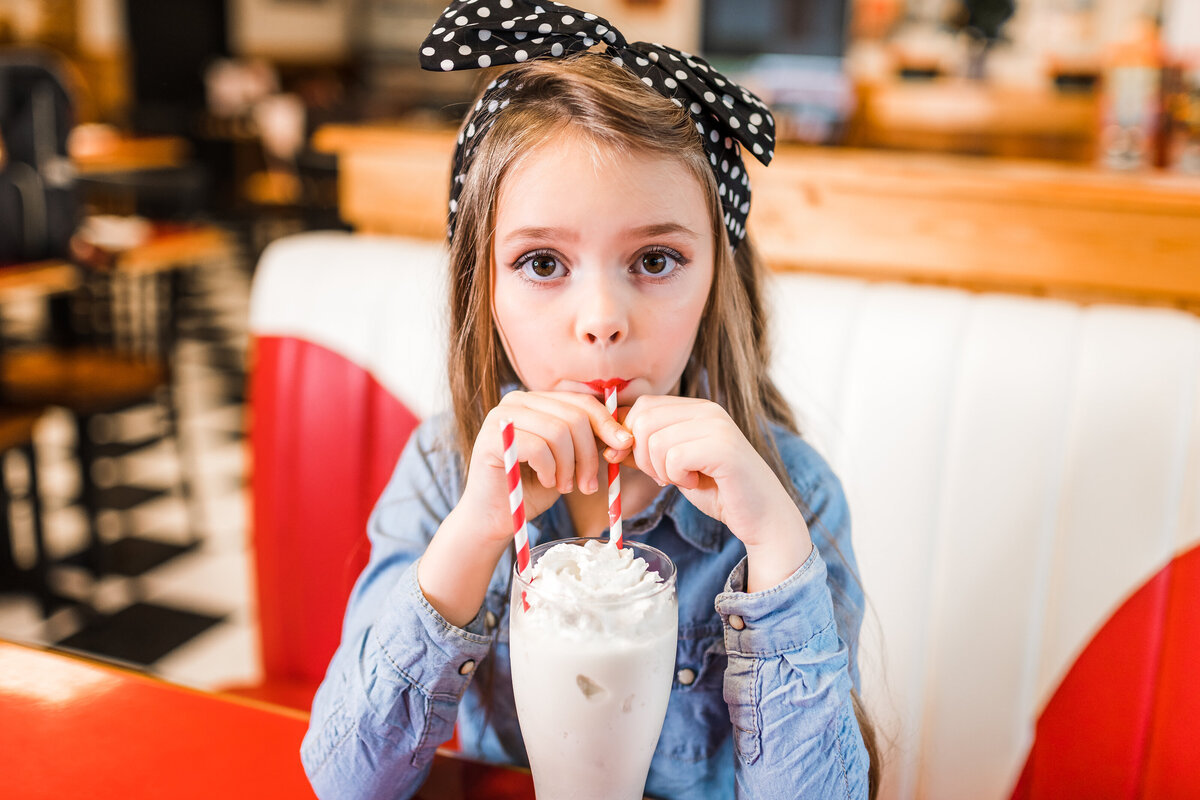 Huntsville AL Mini Session Photographer Retro Diner1