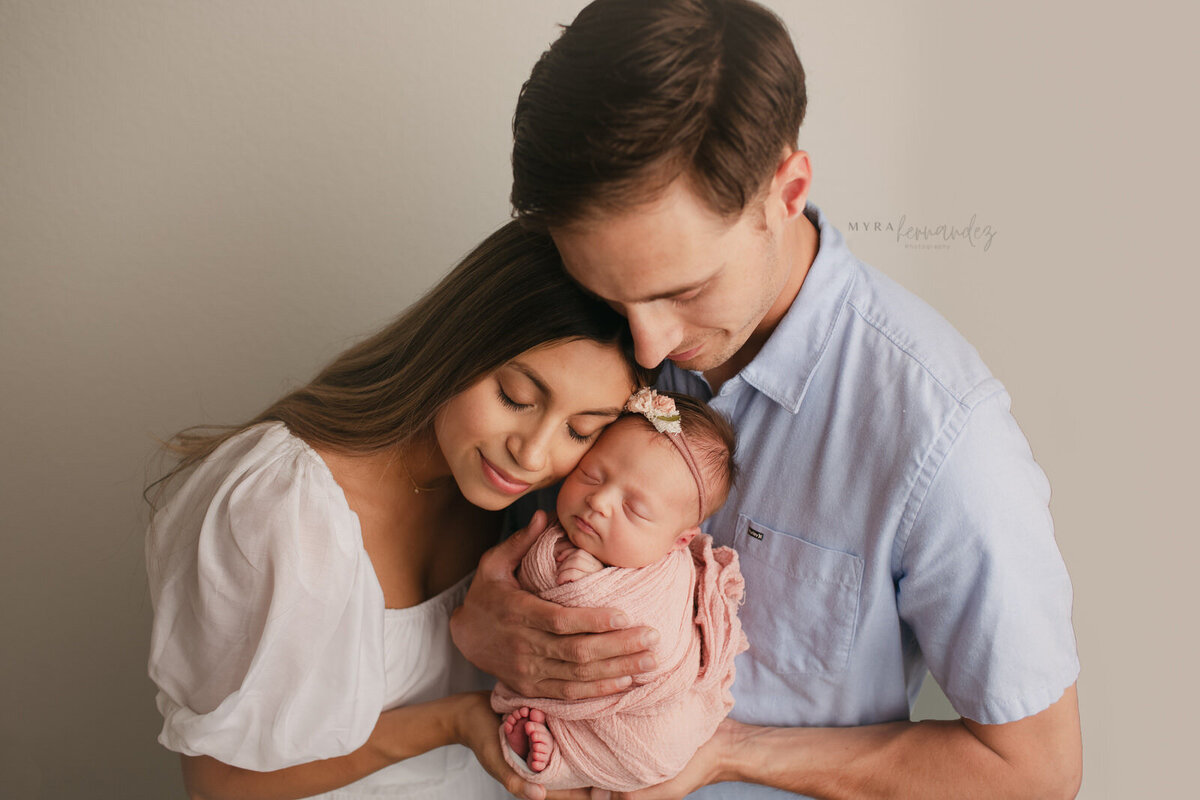 newbornsession-babyG-36