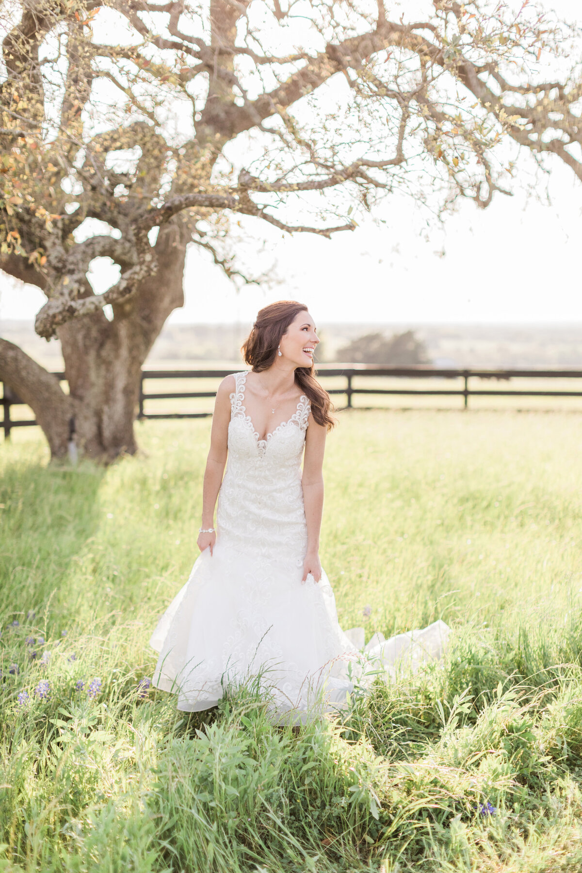 An outdoor Texas bride