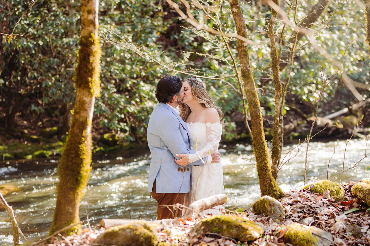 Cataloochee-Valley-NC-Elopement-7