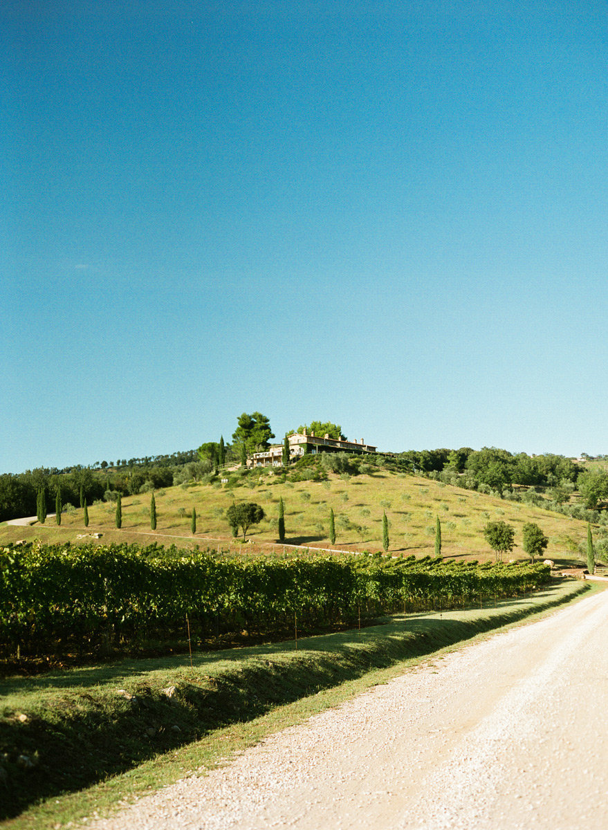 Regina-&-Jack-Tuscany-Wedding-Lindsay-Madden-Photography-03