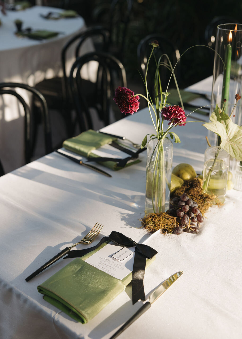 meagan-hilss-events-guest-table-setting