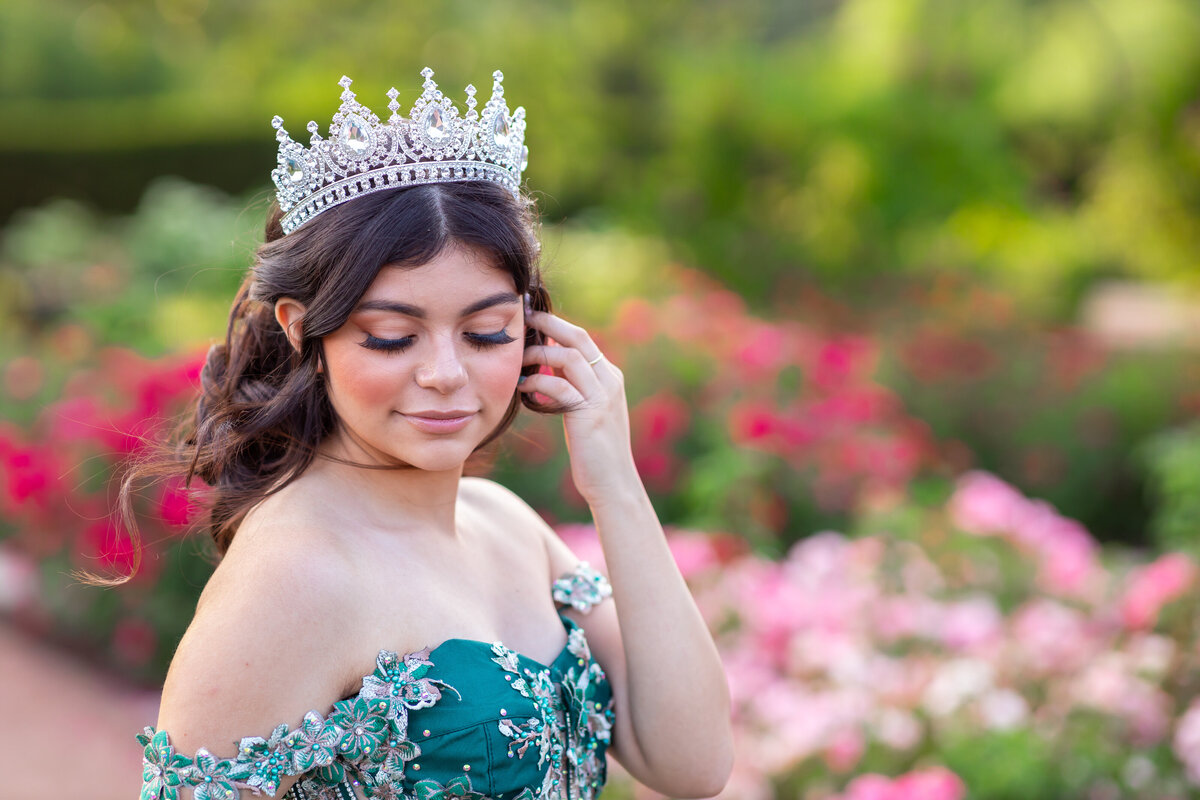 Elly Rosiles Pre-Quince Photoshoot, Cantigny Park, Wheaton, IL, 6-20-23, Maira Ochoa Photography-1444