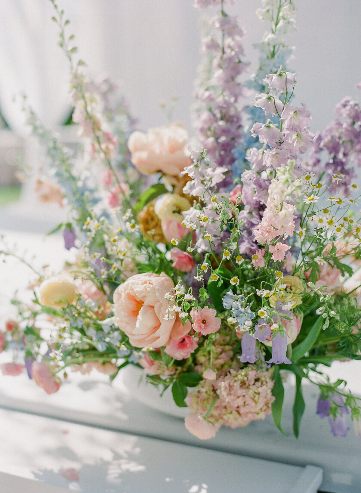 vibrant-floral-arrangement-wedding-planner-30a-4