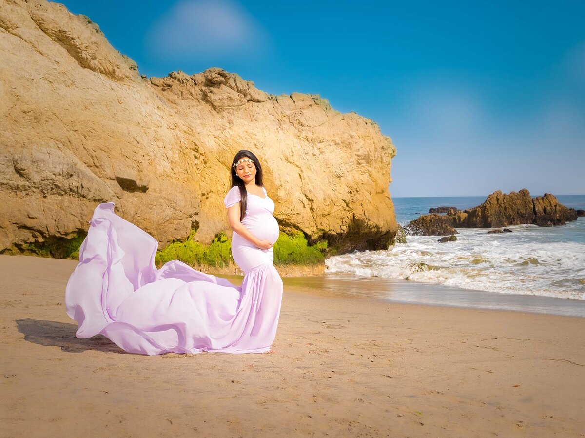 Tally Safdie photography maternity session pregnancy shoot at the beach