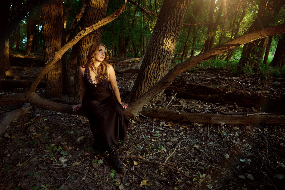 Woods Water Flower Senior portraits 2