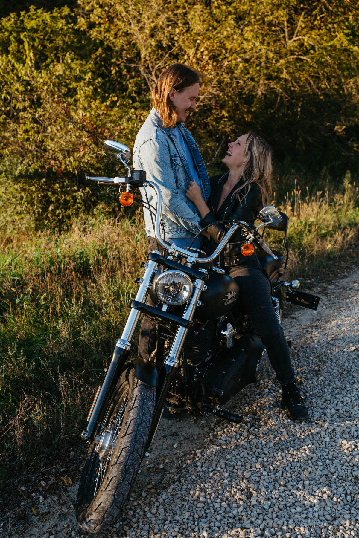 couple-on-motorcycle