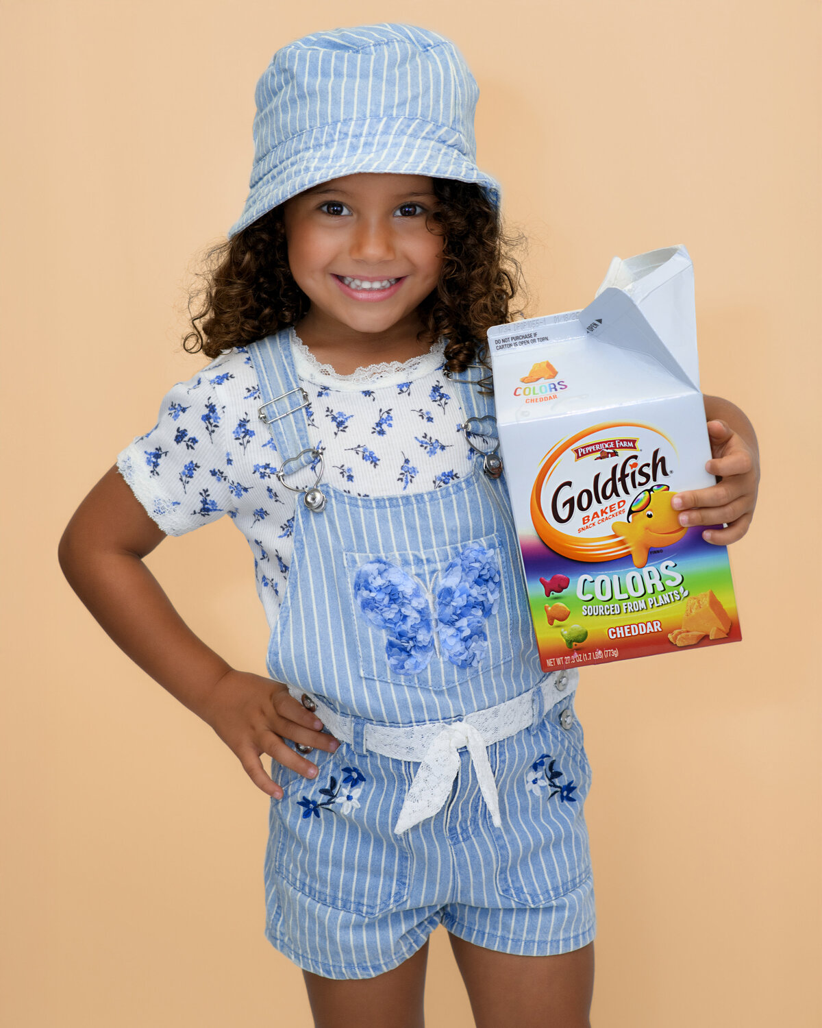 Goldfish-Modeling-Headshot-Wallingford-CT-Ashlie-Steinau-Photography