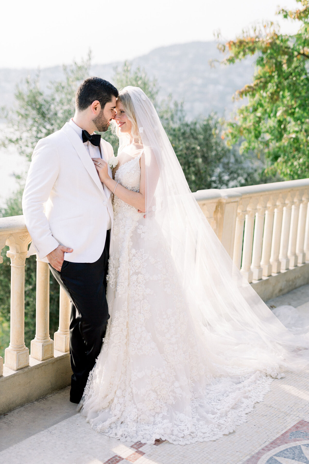 E+R-Wedding-Villa-Ephrussi-de-Rothschild_LaurenFairPhotography Associate-155