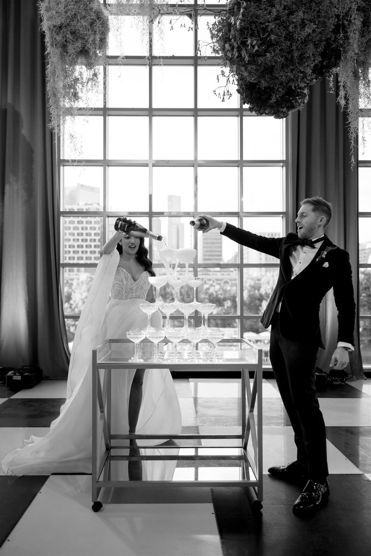 Maegan-Brown-Moments_231106_Wedding_Erina-Luke_George-Ballroom_Metropolis_5422