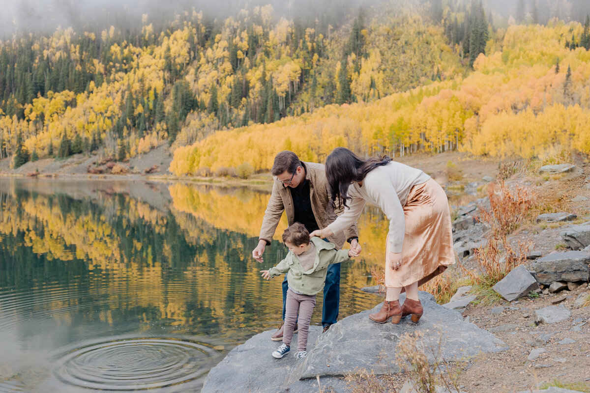 Sam-Murch-Photography-Ouray-Colorado-Fall-Family-Photography-4