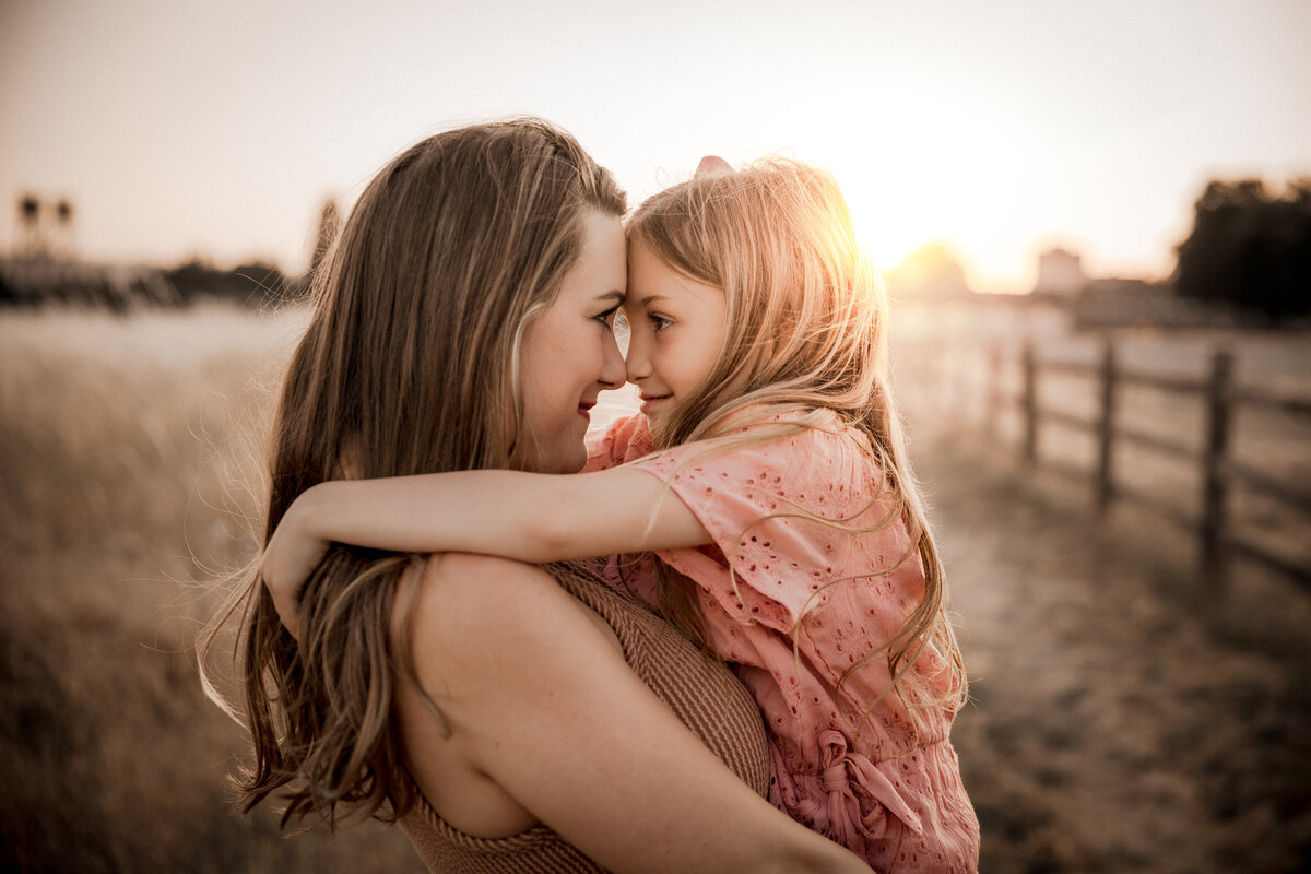 Vancouver Portland mom and daughter family photos 