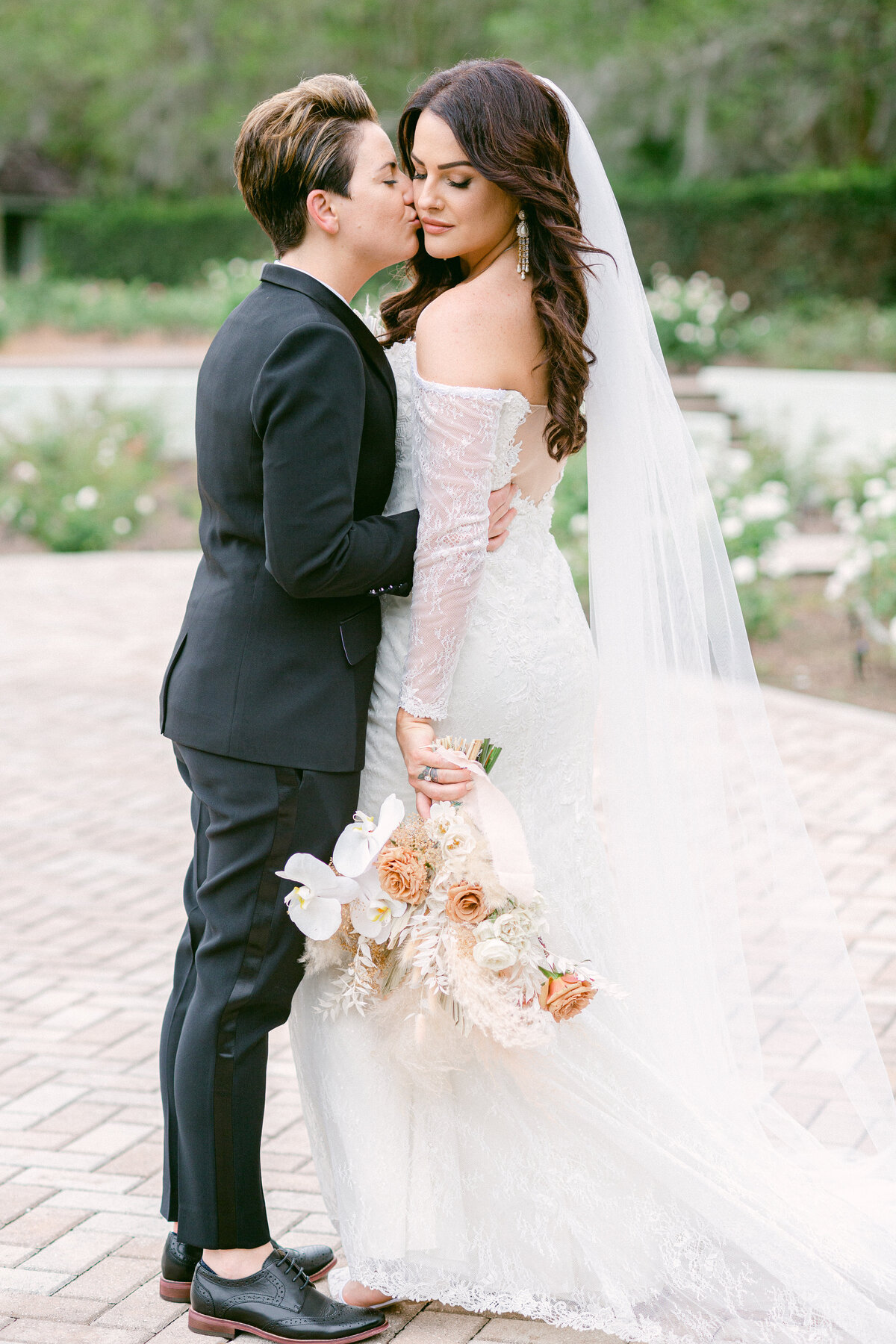 Ellie + Chris - Couple's Portraits-38