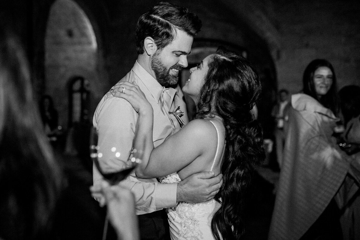 Maïlys Fortune Photography Husband Wife Wedding Weddings Photography France Switzerland Italy Timeless Dreamy Imagery Bilingual French English Destination Weddings Destination Wedding Provence French Riviera Paris Lake Como Tuscany157
