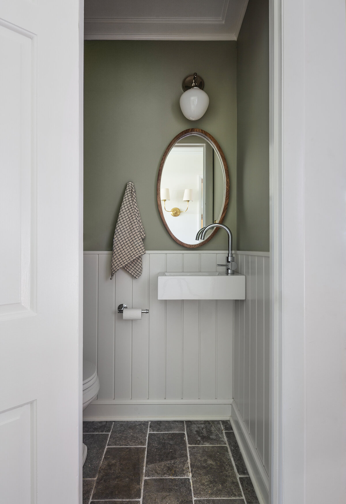 Leland Ct-Powder Room-Sanabria