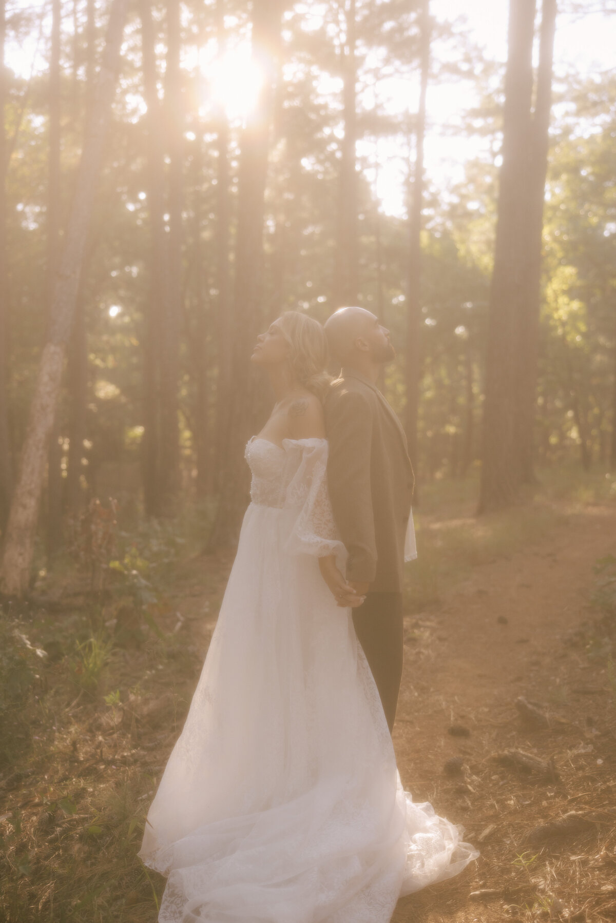 The Deep in the Heart Retreat | Amanda + Alfredo | Adventure Elopement at Tyler State Park | Alison Faith Photography-6534