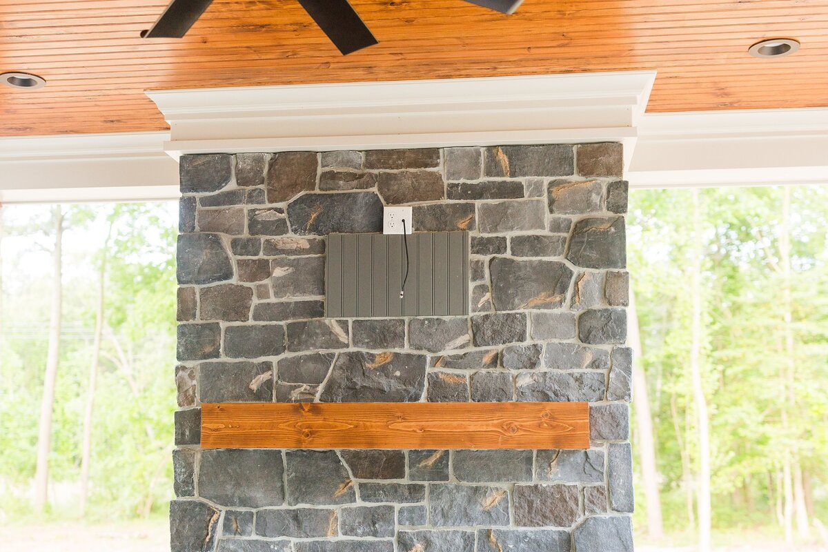 Doug Herring Builders - Taylor Home_0019
