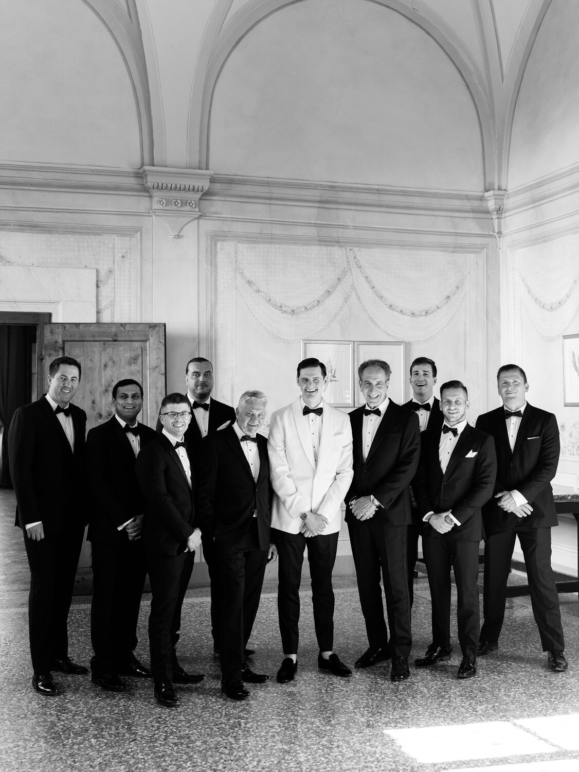 033-Groom-and-Groomsmen-