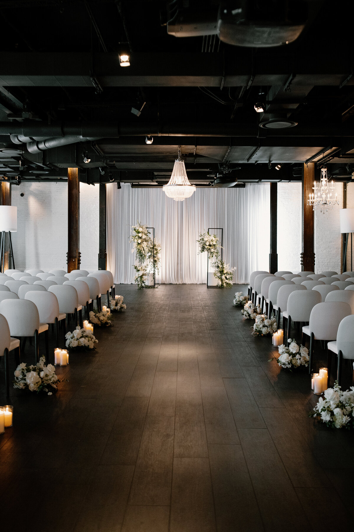 luxury-black-tie-wedding-at-The-Dalcy-in-Chicago-Illinois-214