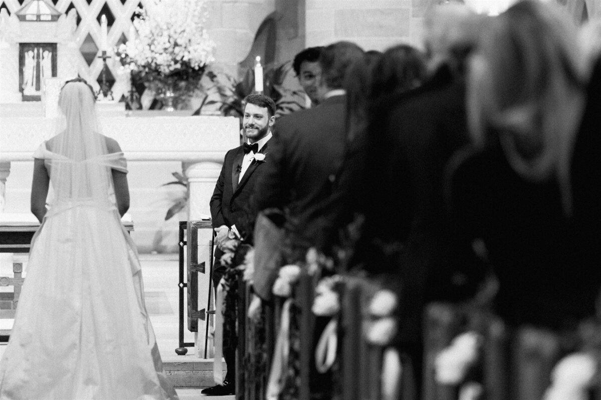 black-tie-wedding-classic-fun-vibes-shepherds-hollow-michigan-013