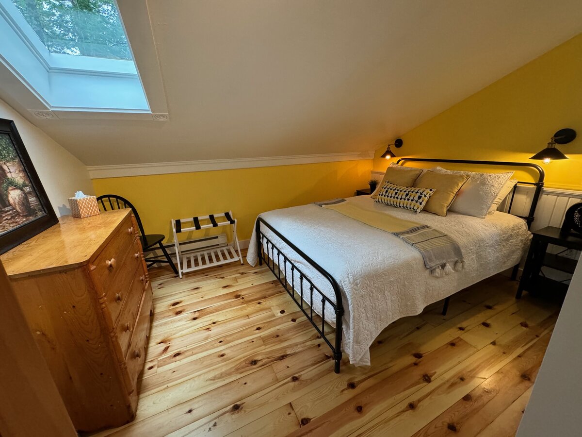 yellow bed aug24