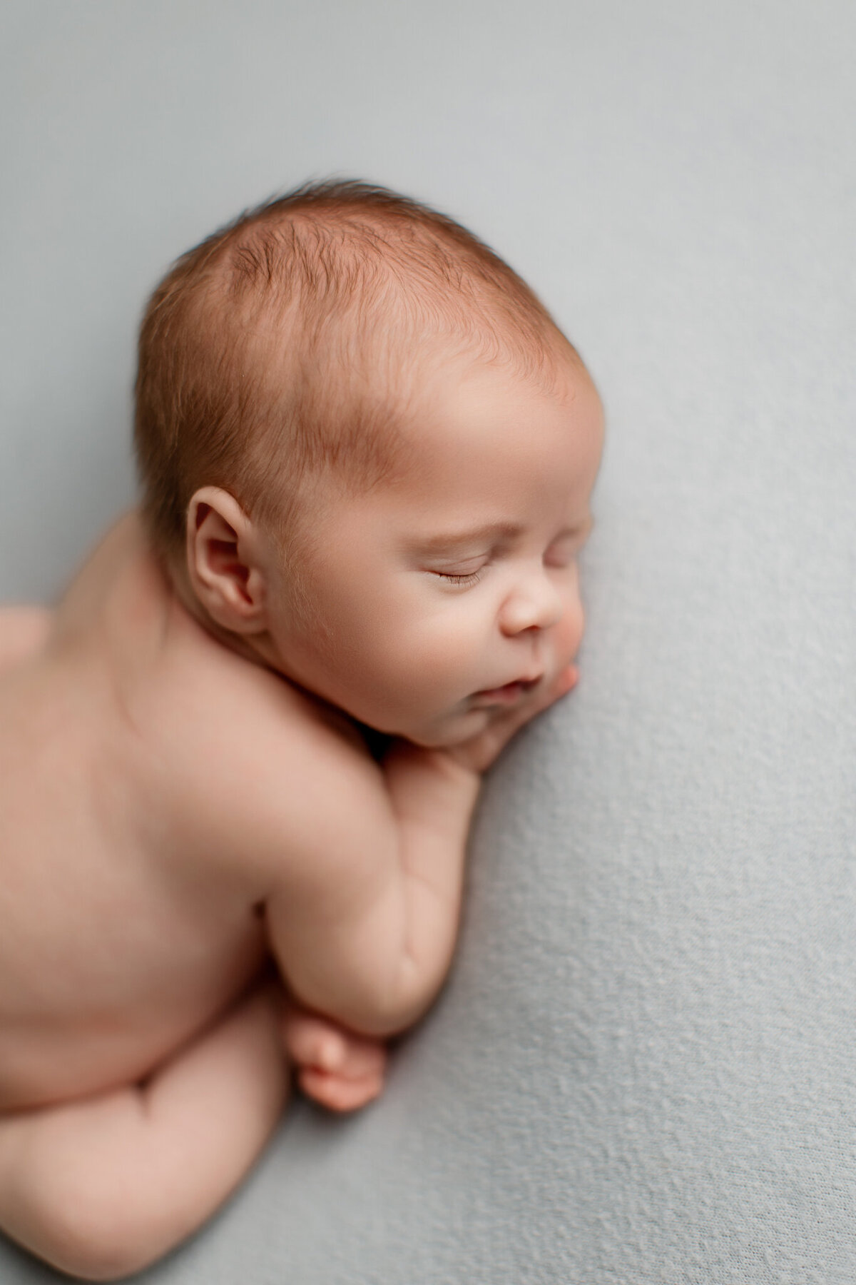best newborn photography near me, MWA newborn portrait studio, newborn photoshoot Cave Springs