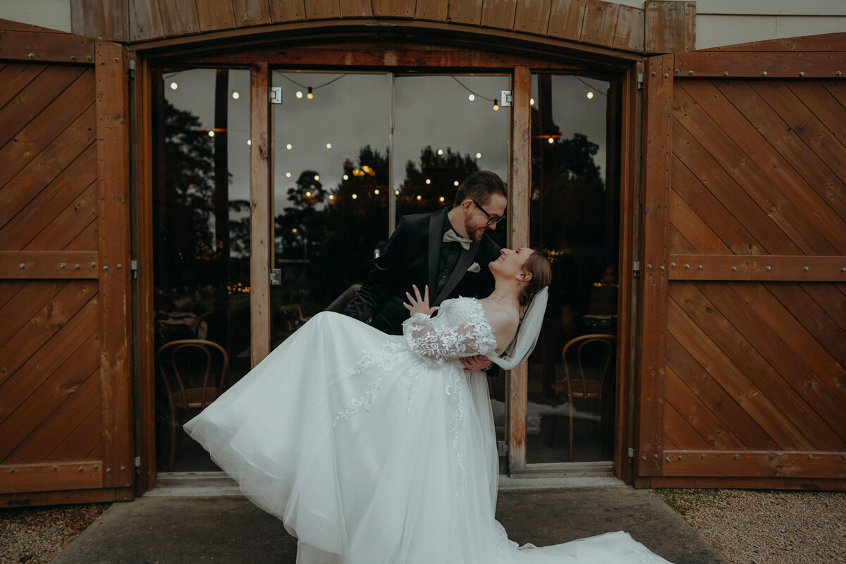 The wedding by Balnarring Wedding photographer Jake Grinde