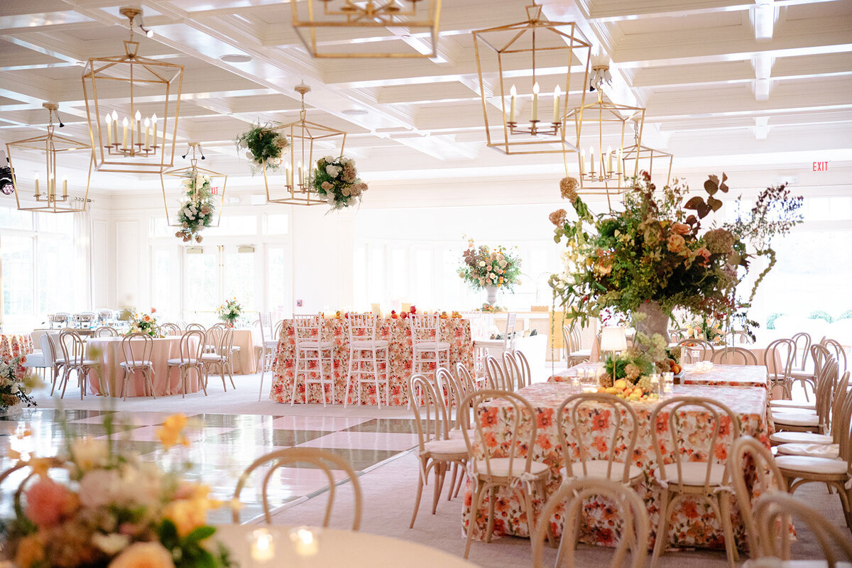 pink-fall-wedding-reception-at-woodway-country-club