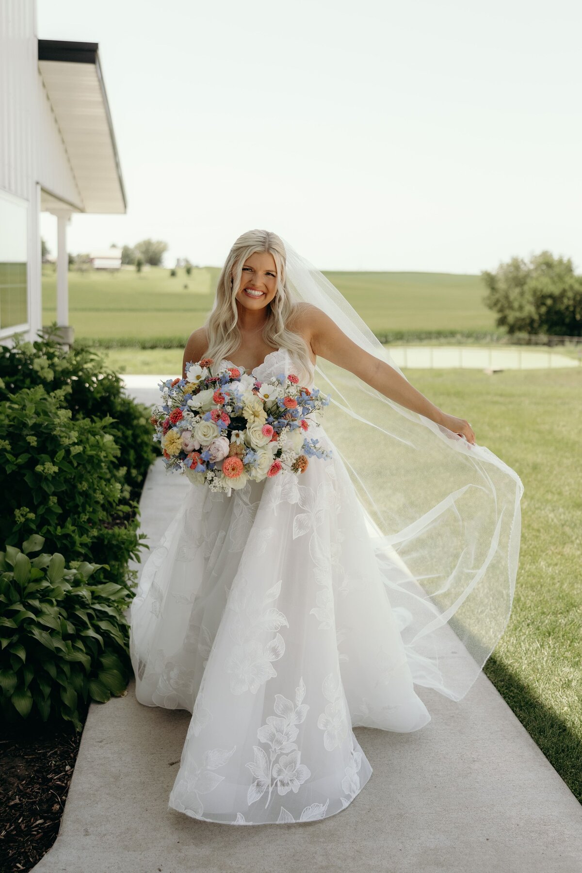heartfelt-summer-wedding-21