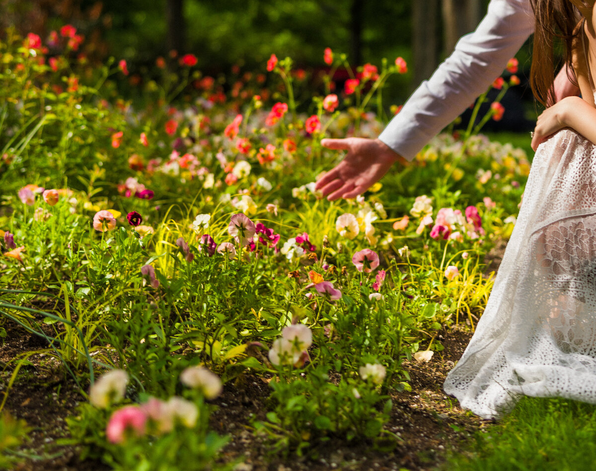 ArielChrisElmBankEngagementTruetoColorPhotography12025