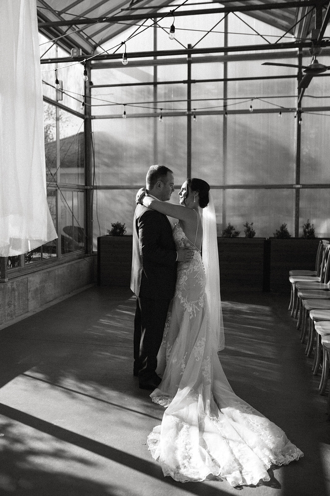 Ivy House Saugatuck Fall Wedding-40
