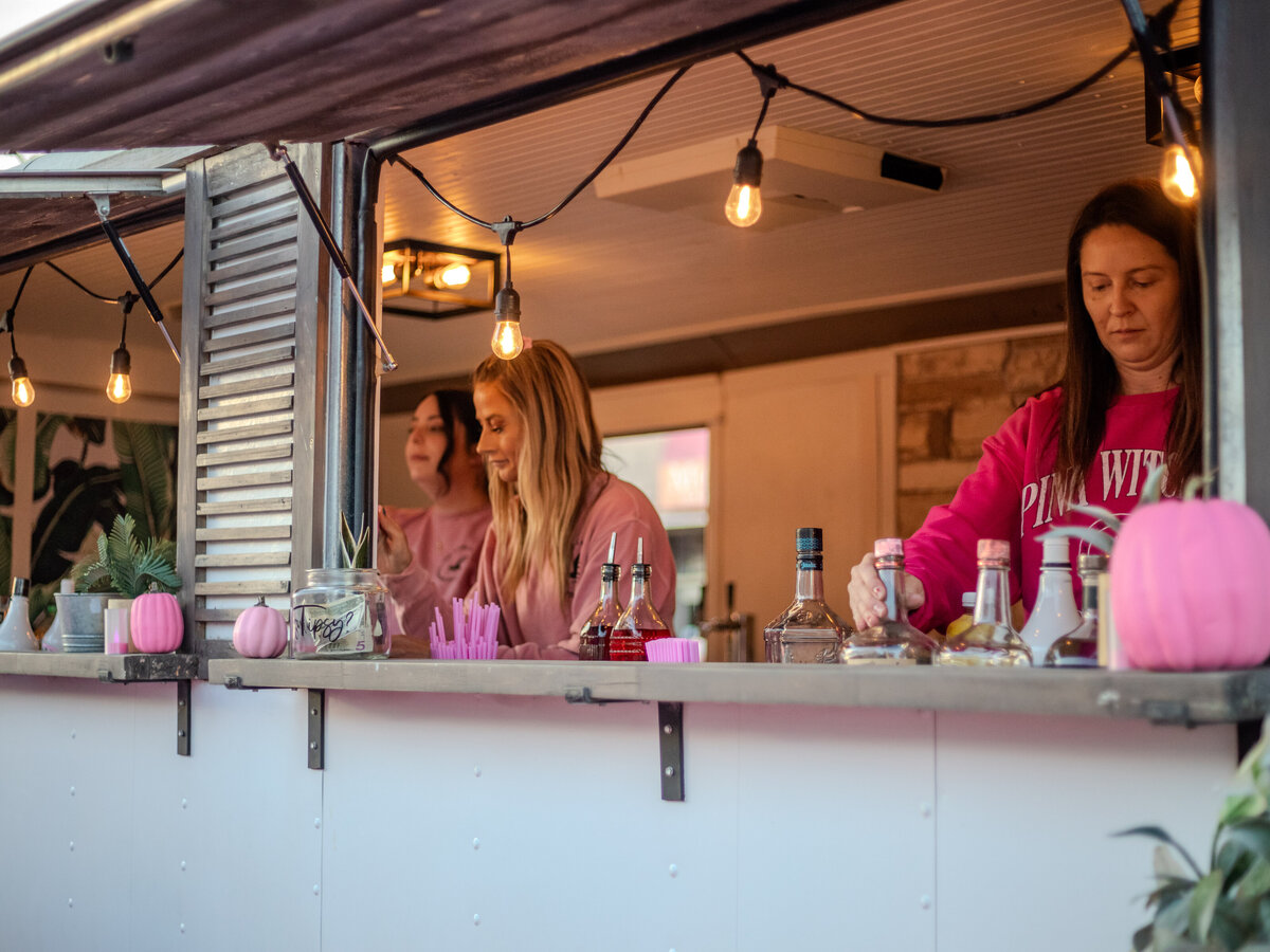 PINKWITCHESNIGHTOUT-SISTERS-DENVILLE-520