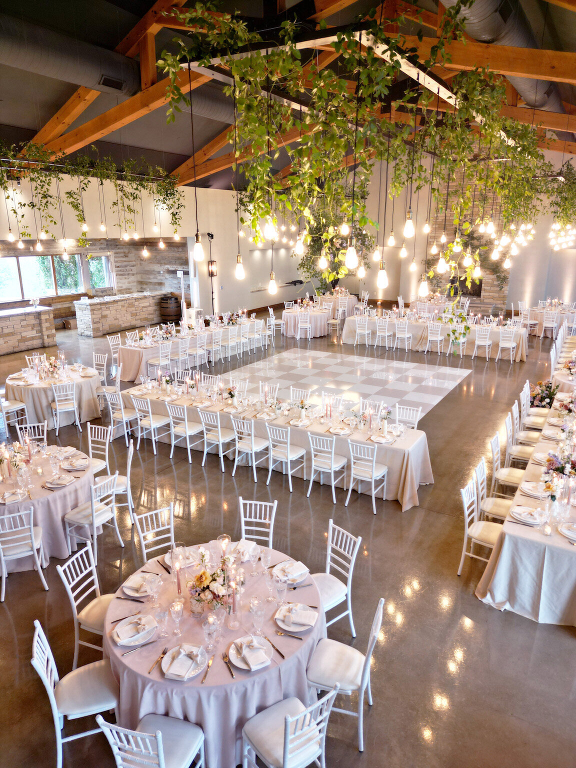 Canyonwood Ridge wedding venue with sweeping Hill Country views and oak trees