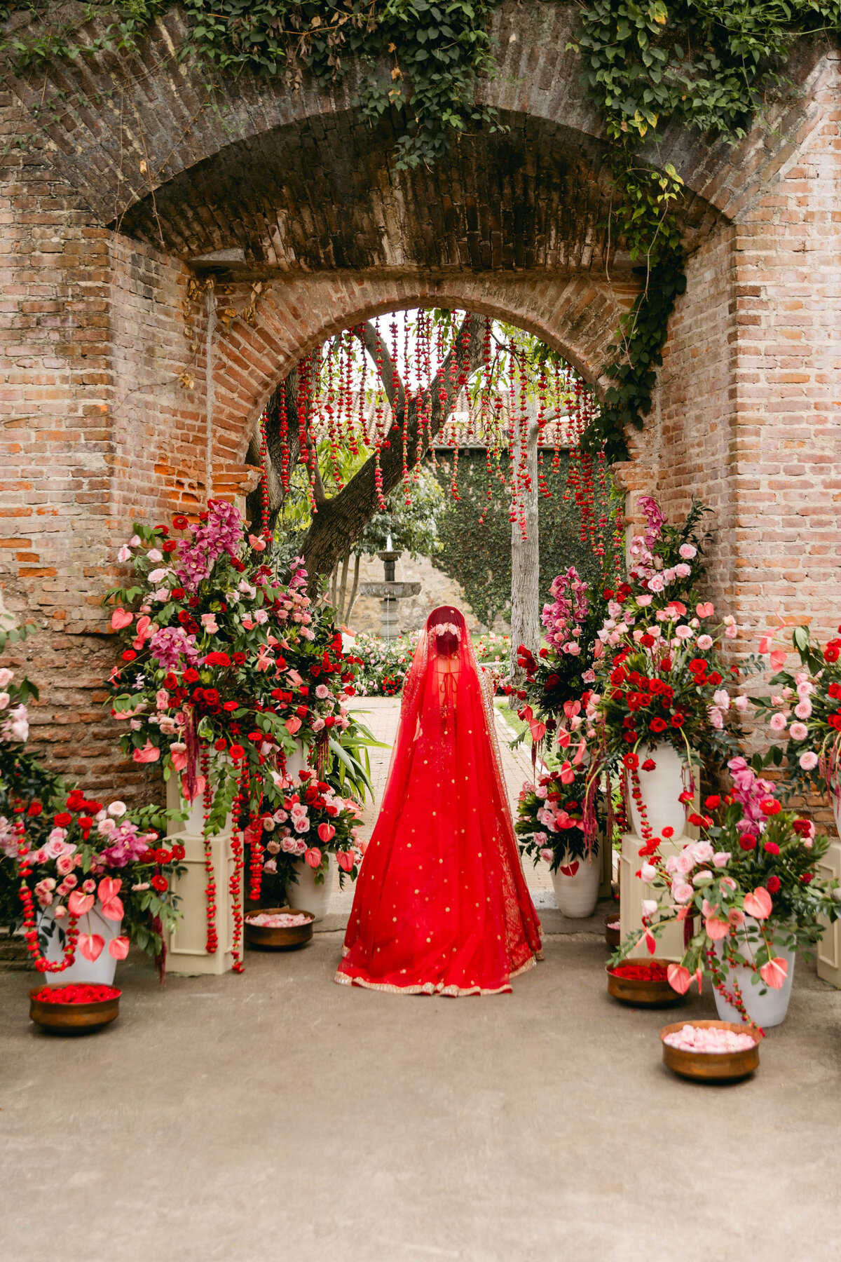 515-Villa-Bokeh-Antigua-Guatemala-Kemberly-Ankeet-Wedding-62