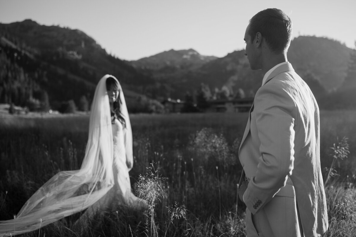 lauren and michael lake tahoe wedding-15