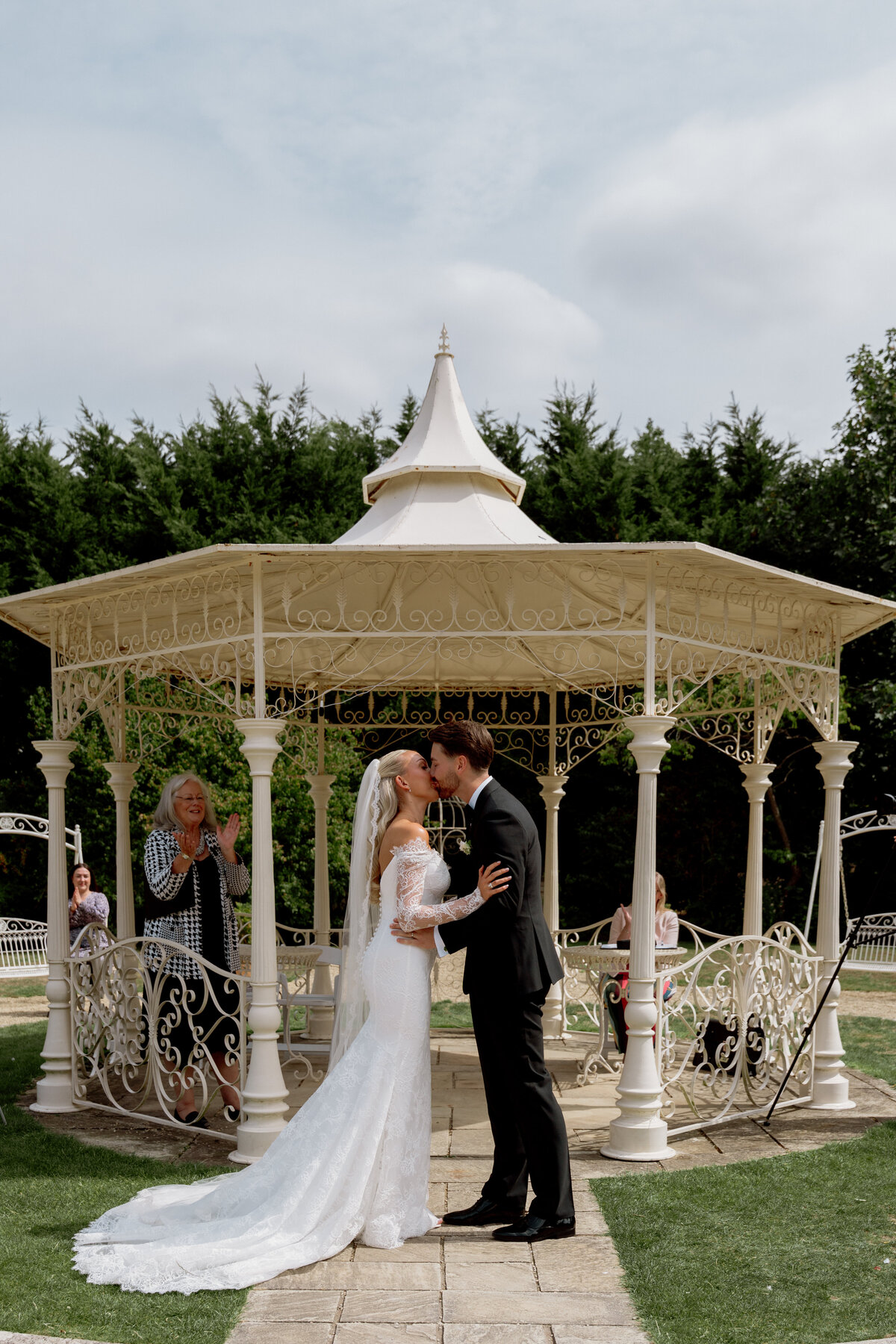 GraceDovePhotography_Annabel&BradleyWedding_Previews-32